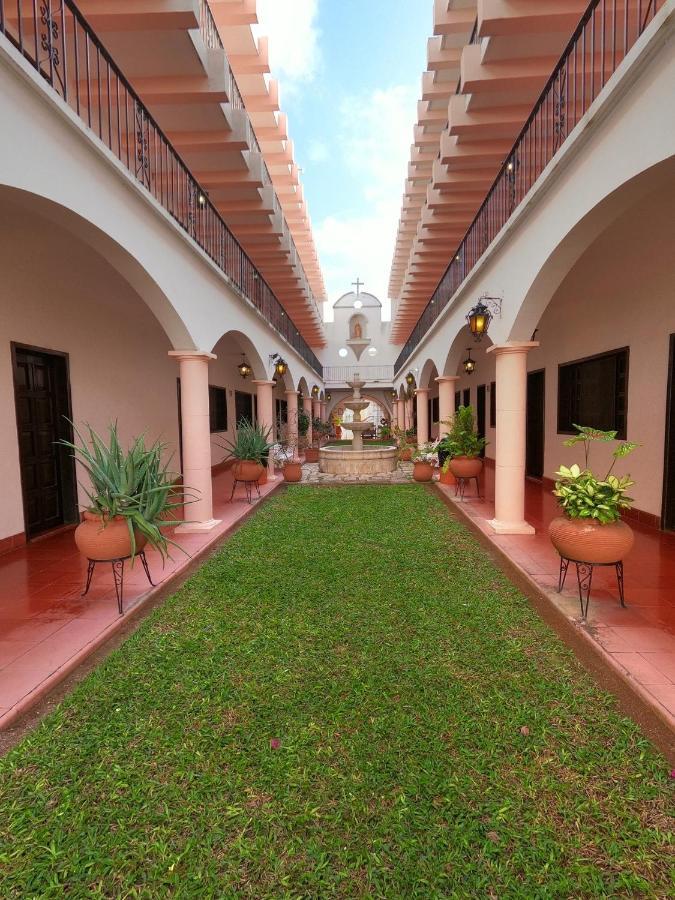 Hotel Zaci Вальядолид Экстерьер фото