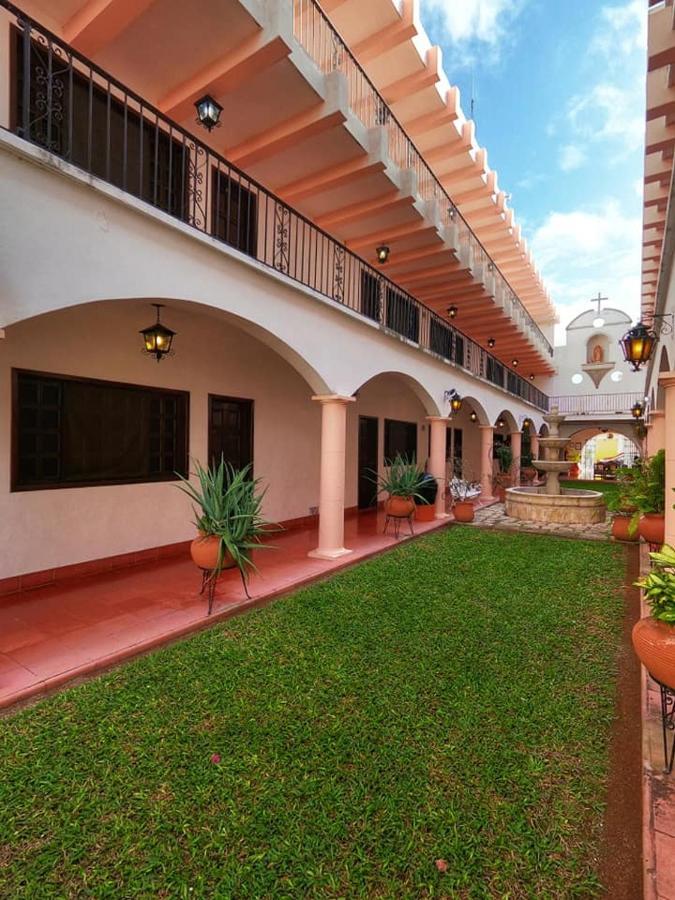 Hotel Zaci Вальядолид Экстерьер фото