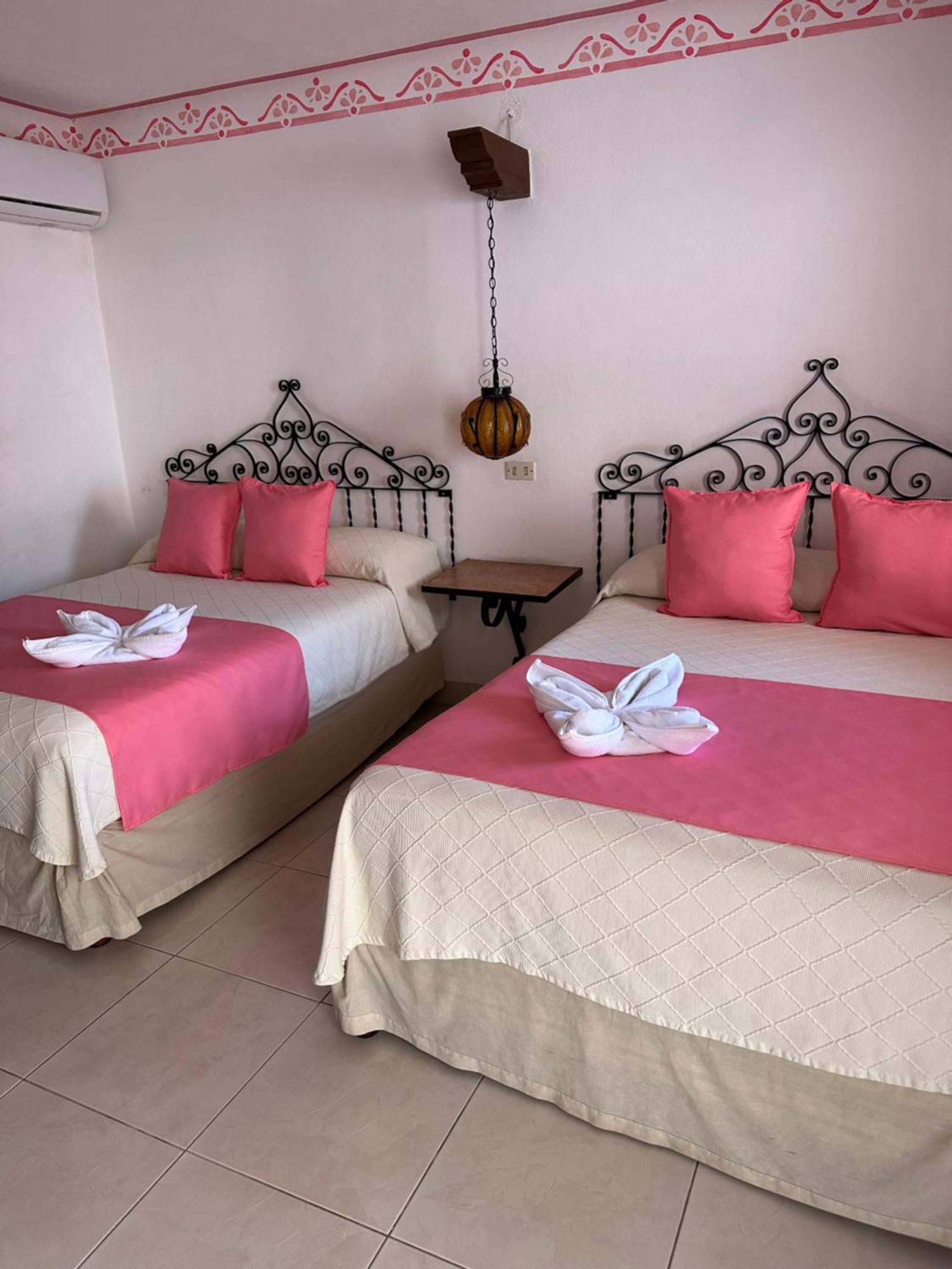 Hotel Zaci Вальядолид Экстерьер фото